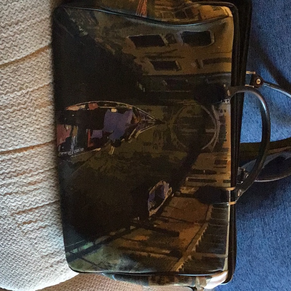 Scenic Print Overnight Artisan Bag
